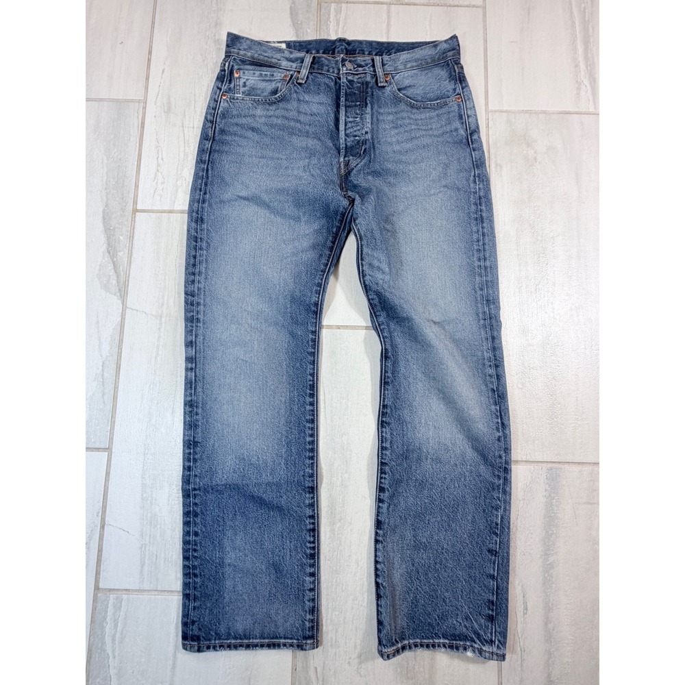 Levis Premium 501 Original Fit Jeans Mens 32x30 Blue Straight Leg Button Fly